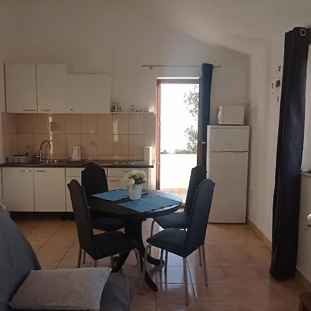 Zdenka Savar-maslina Lägenhet Savar