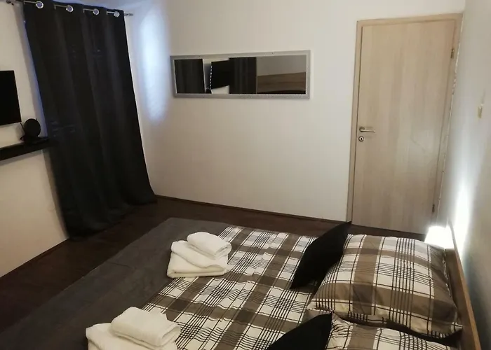 Zdenka Savar-maslina Lägenhet Savar